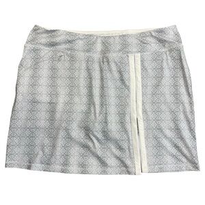 Chase 54 Gray Ombré Geometric Printed Athletic Golf Skort